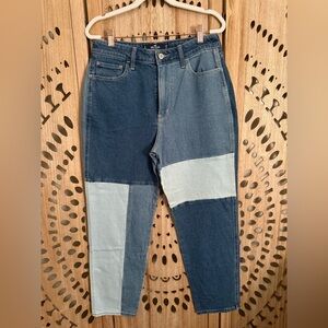 Hollister Ultra High-Rise Patchwork Mom Jeans